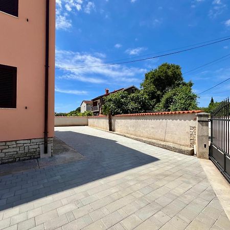 Mia Apartments Медулин Екстериор снимка